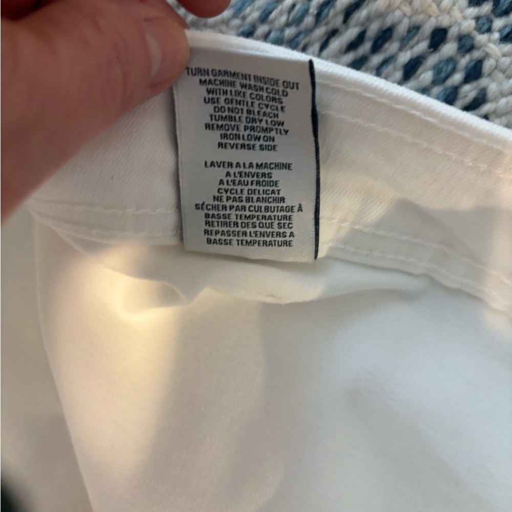 OAT New York Women's white Wide-Leg Jeans crop. 12/31”waist. Like new - Picture 4 of 5